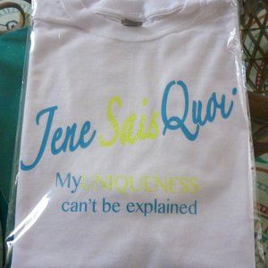 Lg white tee-shirt with "Jene Sais Quoi" logo